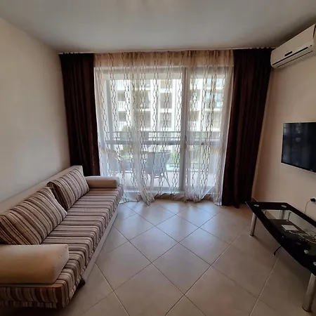 Apartment Luxury 2br In Cascadas Oasis Slantschew brjag