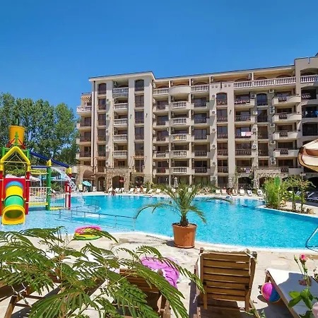 Luxury 2br In Cascadas Oasis Napospart