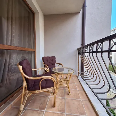 Apartment Luxury 2br In Cascadas Oasis Slantschew brjag